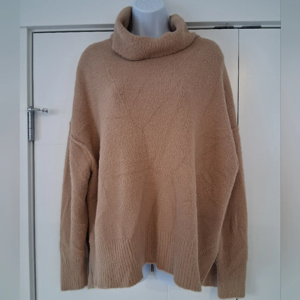 Aerie/ Soft Camel/ Cowl Neck Sweater/ Size US M - Picture 2 of 7